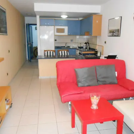 Apartment Moreras 135 *
